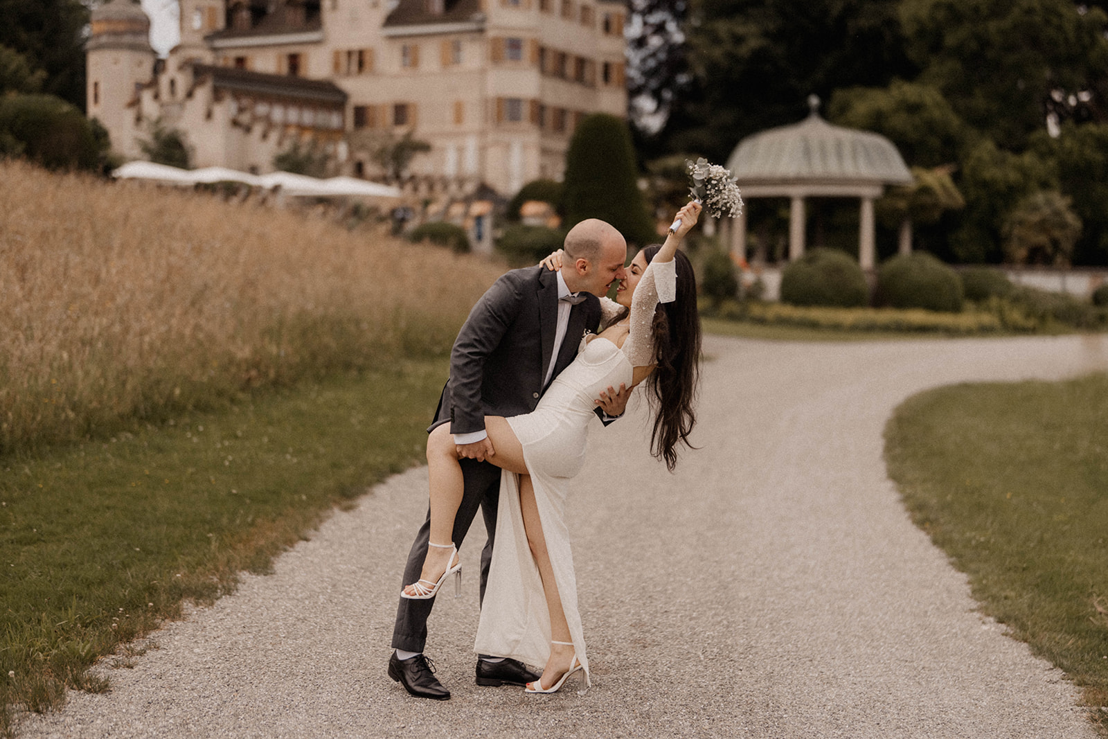 Stories by Jane Zivile Trauung Schloss Seeburg Kreuzlingen Brautpaarshooting Hochzeitsshooting Schlosshochzeit Hochzeitsfotograf Thurgau Hochzeitsfotograf Bodensee17